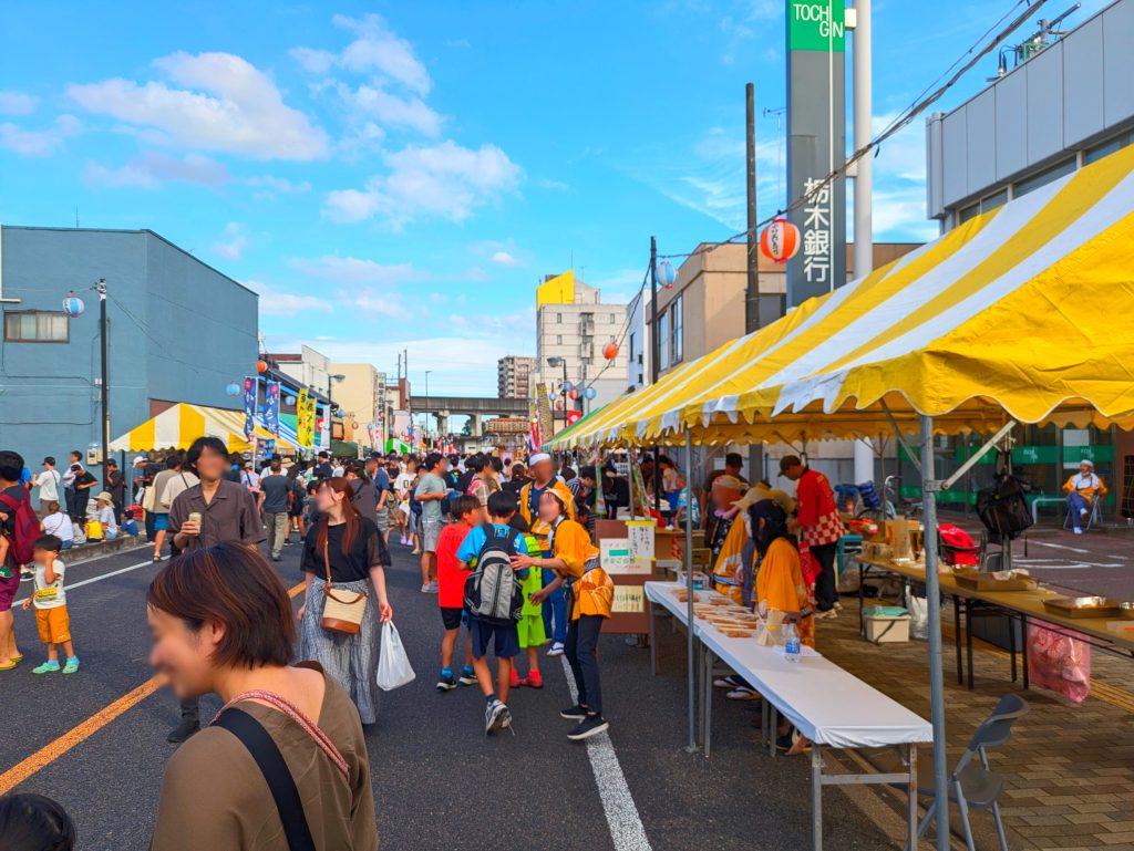 会場設営　テント　イベントテーブル　折りたたみ椅子　ステージ　ビックテント　西那須野ふれあいまつり 那須塩原市イベント