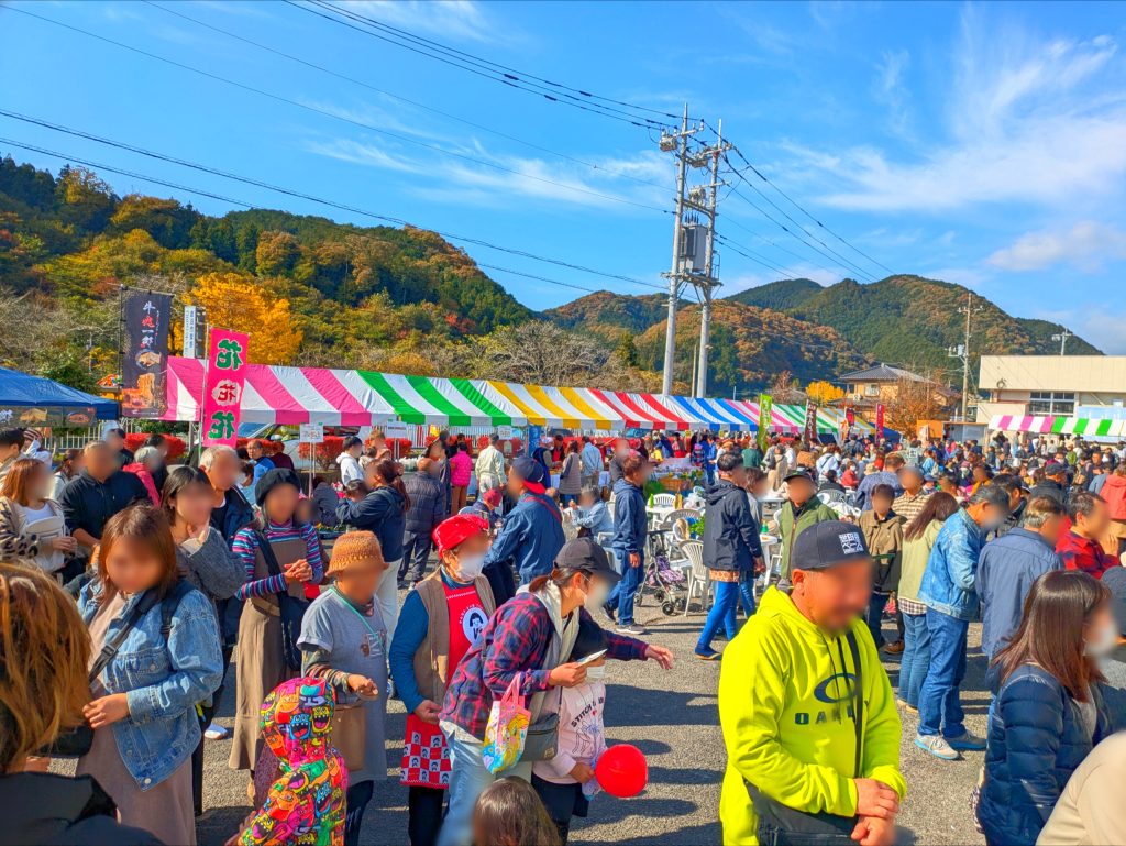 栃木県　イベント　鹿沼市　粟野　ふる里あわの秋まつり　秋まつり　キャラクターショー　アンパンマンショー　音響制作　音響　テント　仮設ステージ